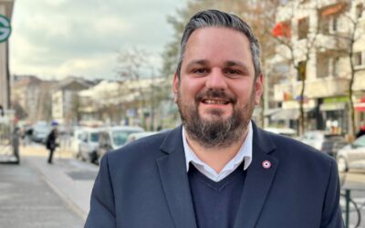 [Dauphiné] Embauche de policiers, blocage du projet de mosquée, nouveaux parkings : les mesures phares de Guillaume Roit-Levêque candidat à Annecy
